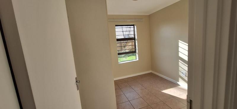To Let 2 Bedroom Property for Rent in Fairview Golf Estate Western Cape